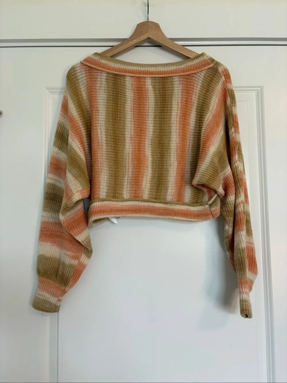 Urban Outfitters Peach & Cream Striped Cropped Sweater Size Medium